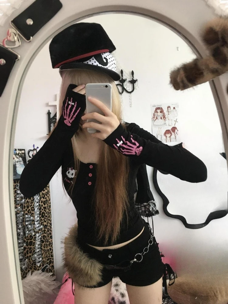 Y2K Vintage Cartoon Print T-Sh - Embroidery recension och pris