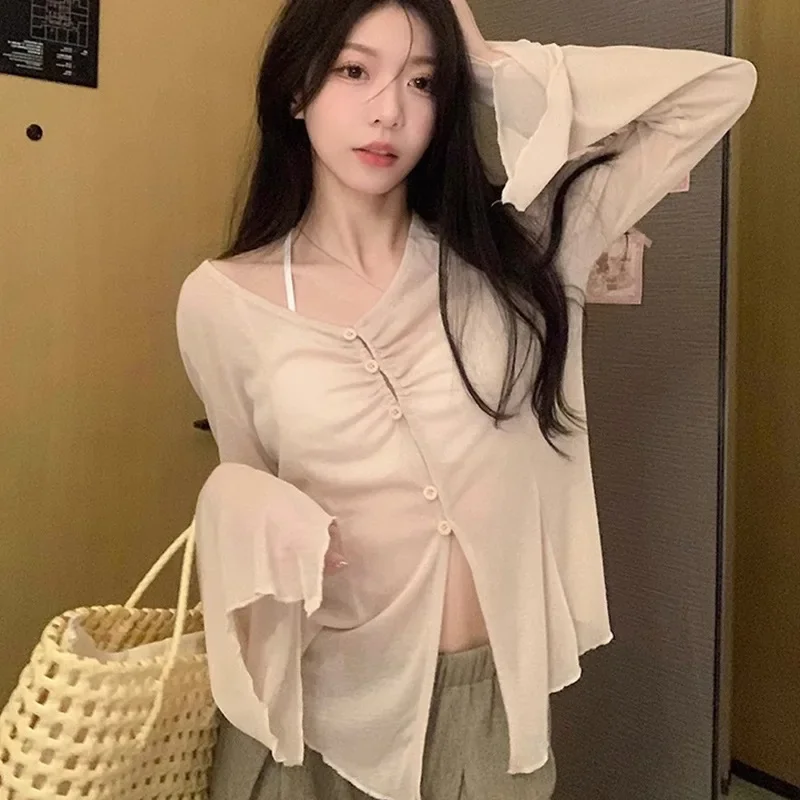 Sheer Flare Sleeve Blouse - Y2 - Embroidery recension och pris